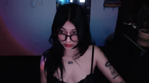 Snapshot of kattze chatting on 03.03.25 online show from 03.03.25