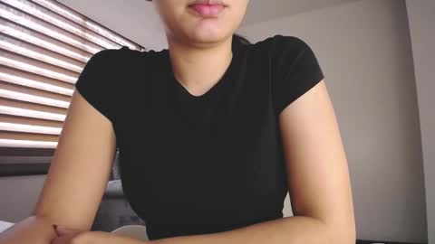  K a t  y  online show from 12.30.24