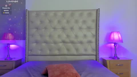 katy_lovejk online show from 10.25.25