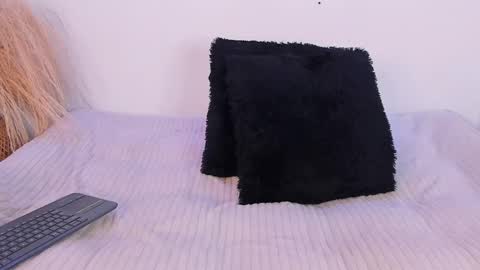 Katy Van online show from 02.23.25