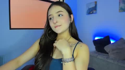 Snapshot of katydeliz chatting on 03.12.25 katy deliz online show from 03.12.25