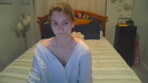 Snapshot of katynowhere chatting on 01.25.25 Katy online show from 01.25.25