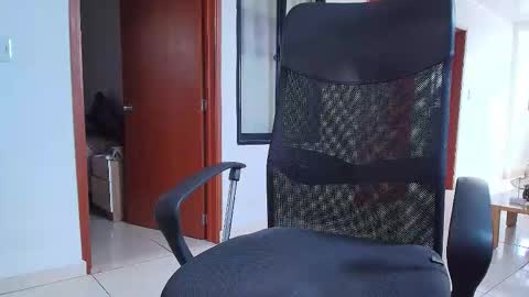 Kauri Lop online show from 11.29.25