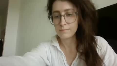 Snapshot of kawaii_snowflake chatting on 09.18.25 kawaii snowflake online show from 09.18.25