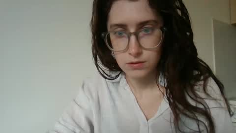 Snapshot of kawaii_snowflake chatting on 10.03.25 kawaii snowflake online show from 10.03.25