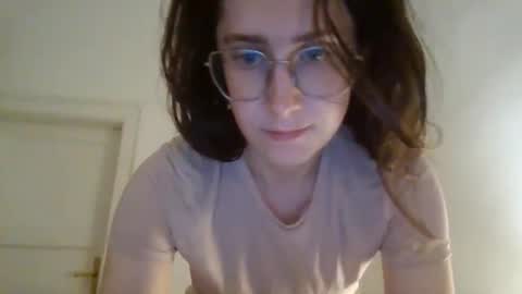 Snapshot of kawaii_snowflake chatting on 10.15.25 kawaii snowflake online show from 10.15.25