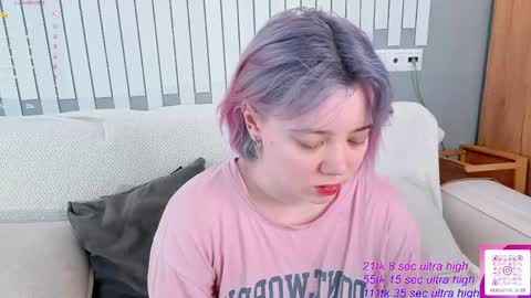 Snapshot of kawaii_yuki chatting on 04.26.26 Yuki online show from 04.26.26