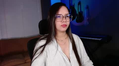 Snapshot of kay_avrill chatting on 04.30.26 Kay online show from 04.30.26