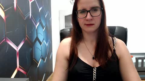 Snapshot of kayalips chatting on 01.21.25 KayaLips online show from 01.21.25