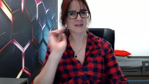 Snapshot of kayalips chatting on 03.10.25 KayaLips online show from 03.10.25