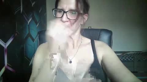 Snapshot of kayalips chatting on 09.19.25 KayaLips online show from 09.19.25