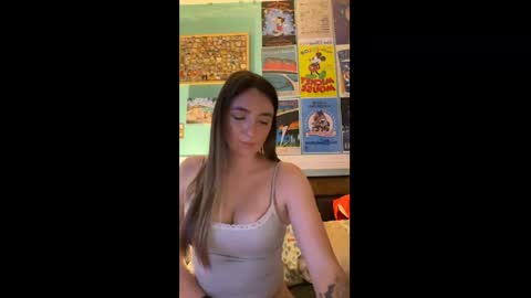 Snapshot of kaybabyx4 chatting on 04.11.26 Kay online show from 04.11.26