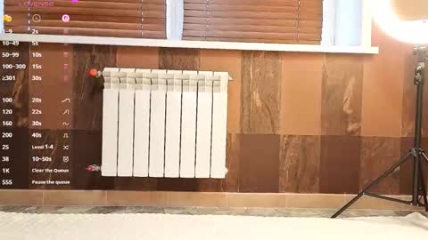 kaycee__ online show from 10.25.25