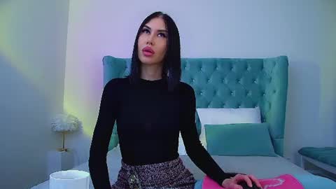 Snapshot of kaylamous chatting on 06.17.26 Kayla online show from 06.17.26