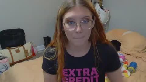 Snapshot of kayleekakesnslim chatting on 06.22.26 kaylee kakes online show from 06.22.26