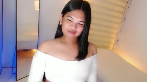 Y O U R        F U T U R E       K A Y L E E  online show from 02.09.25