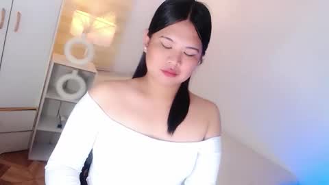 Y O U R        F U T U R E       K A Y L E E  online show from 04.15.26