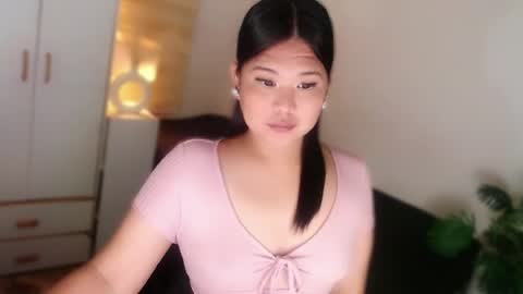 Snapshot of kayleepinay chatting on 06.28.26 Y O U R F U T U R E K A Y L E E online show from 06.28.26