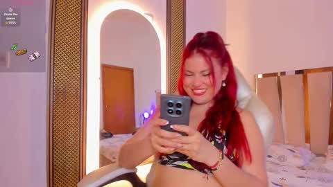 Snapshot of kaylemorris chatting on 01.08.26 Kayle online show from 01.08.26