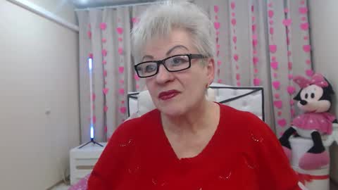 kaylesmoll online show from 02.11.26