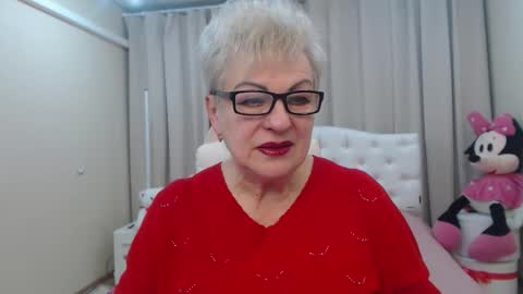 kaylesmoll online show from 02.18.26