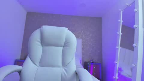 kayliebrooks online show from 12.22.25