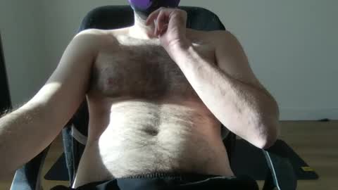 Neon online show from 12.31.24