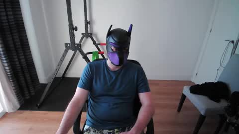 Snapshot of kaywolf89 chatting on 04.05.26 Neon online show from 04.05.26
