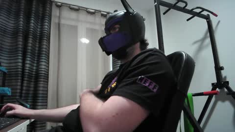 Snapshot of kaywolf89 chatting on 04.25.26 Neon online show from 04.25.26