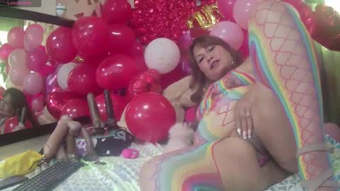 KAZSANDRAH online show from 02.19.25