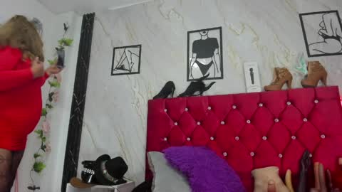 KAZSANDRAH online show from 04.15.26