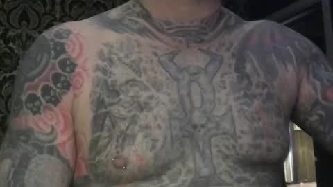 Snapshot of keeeeeeeeeeeeef chatting on 02.08.25 keeeeeeeeeeeeef online show from 02.08.25