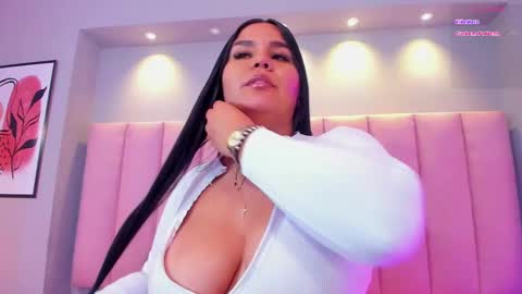 Keily Ross online show from 02.22.25