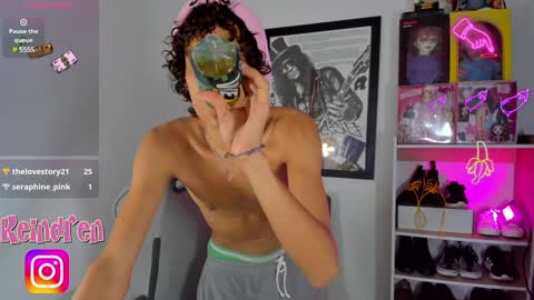 Snapshot of keindren chatting on 12.20.24 pablo online show from 12.20.24