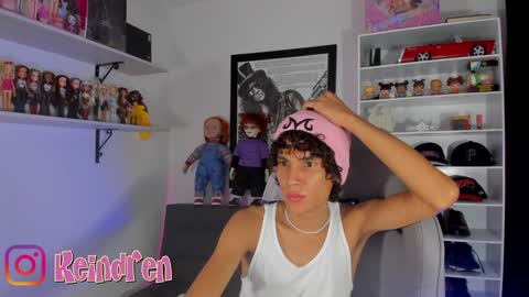 Snapshot of keindren chatting on 01.13.25 pablo online show from 01.13.25