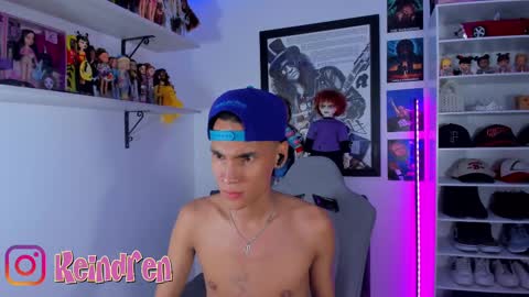 Snapshot of keindren chatting on 02.09.25 pablo online show from 02.09.25