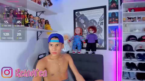 Snapshot of keindren chatting on 02.23.25 pablo online show from 02.23.25