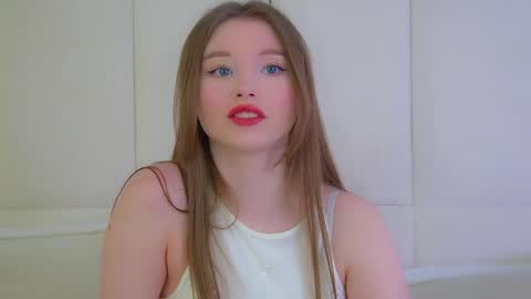 Snapshot of keiraace chatting on 05.11.26 Keira online show from 05.11.26
