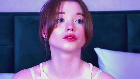 Snapshot of keiraace chatting on 05.23.26 Keira online show from 05.23.26