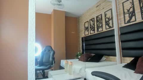 keisy_sanchez online show from 11.21.25