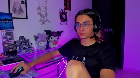 Snapshot of keita_moon chatting on 03.04.26 Keita moon online show from 03.04.26