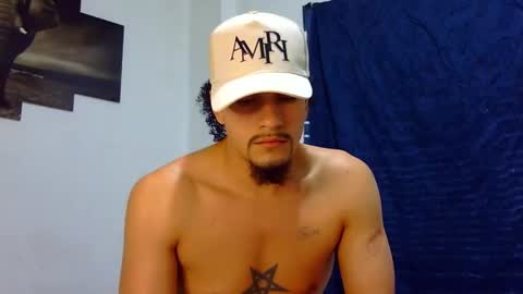 Snapshot of keivid_2303 chatting on 02.14.25 david online show from 02.14.25