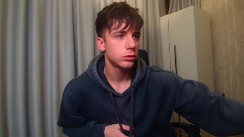 Snapshot of kellenwest chatting on 01.10.26 KellenWest online show from 01.10.26