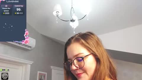 Snapshot of kellielowie chatting on 01.03.25 kellielowie online show from 01.03.25