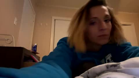 kelly_wight223 online show from 11.13.25