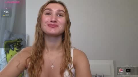 Snapshot of kellykeat chatting on 09.09.25 Princess Kelly online show from 09.09.25