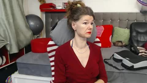 kelly online show from 02.10.26