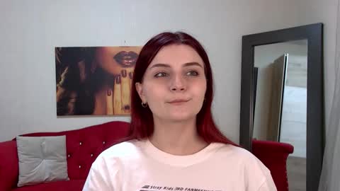 Kelly Stoneys online show from 11.08.25