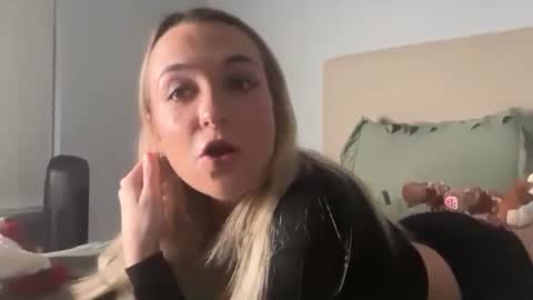 Kelsey Blu online show from 02.16.26