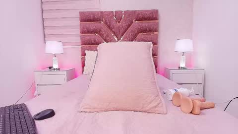 kemdall lopez online show from 02.08.26